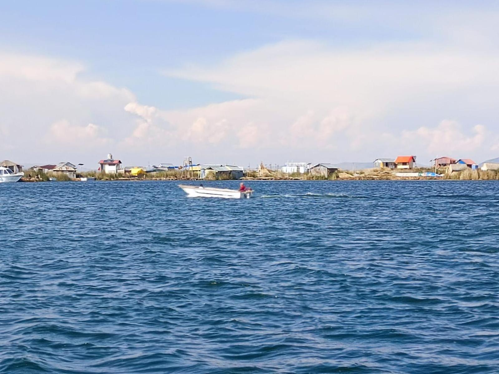 Hostal Vista Al Lago Titicaca بونو المظهر الخارجي الصورة