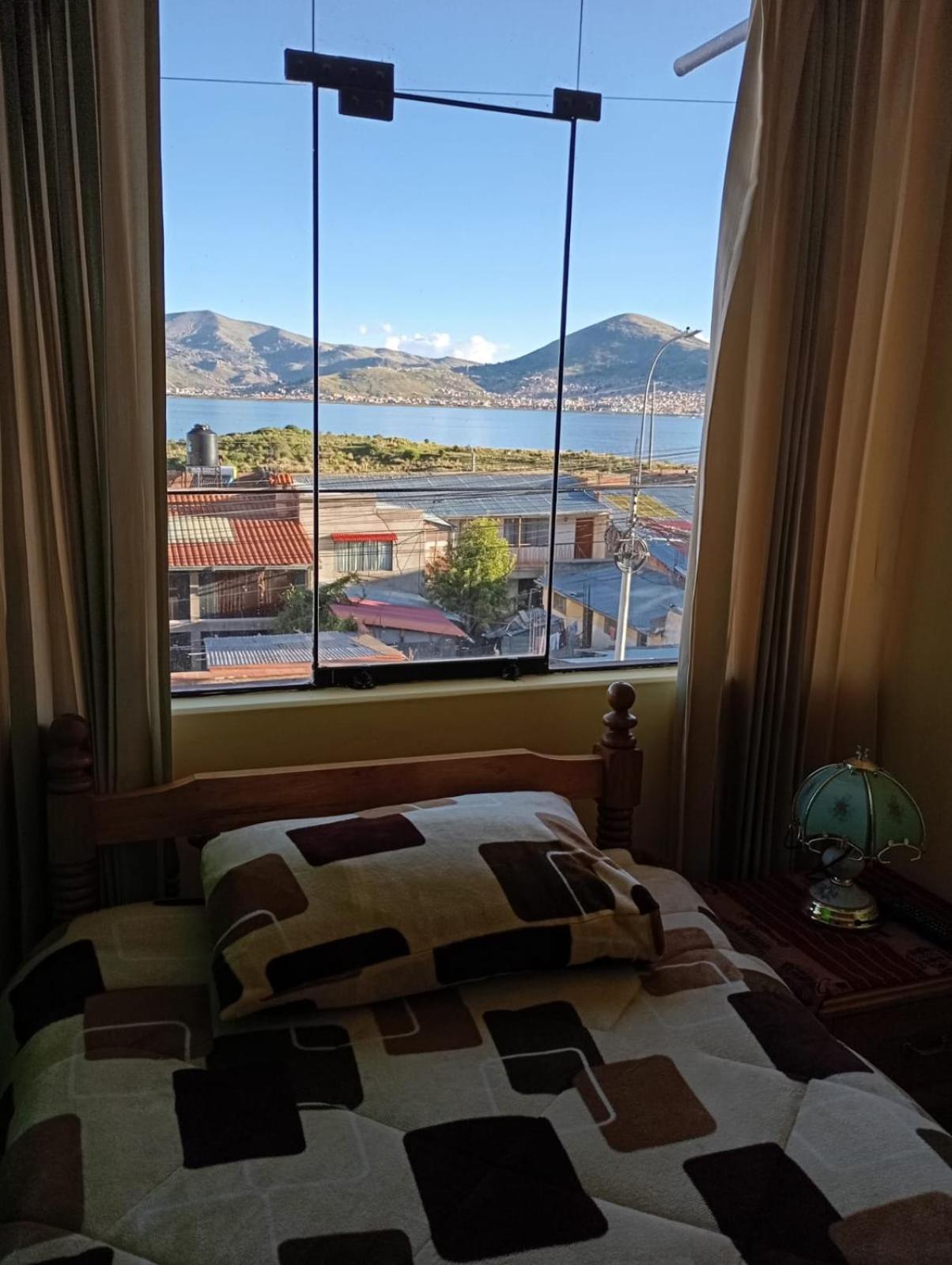 Hostal Vista Al Lago Titicaca بونو المظهر الخارجي الصورة